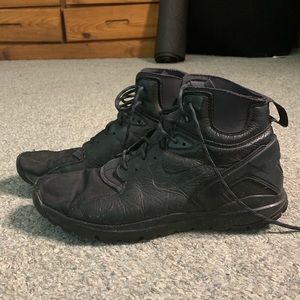11.5 NIKE KOTH ULTRA MID - Men’s Sneakers